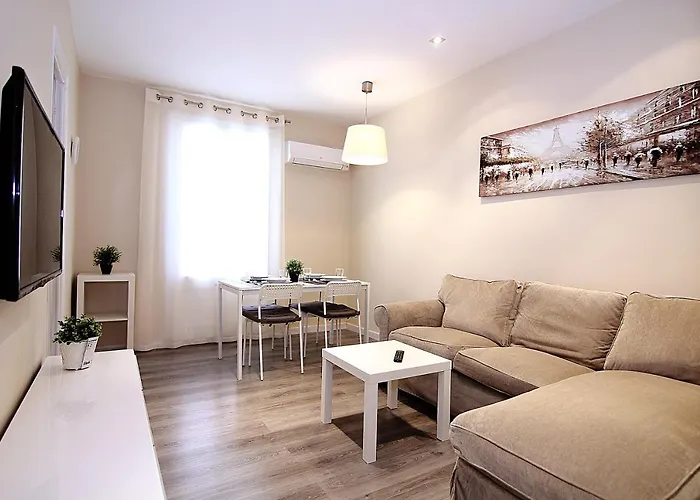 Munne - Spacious Next To Fc Apartamento *