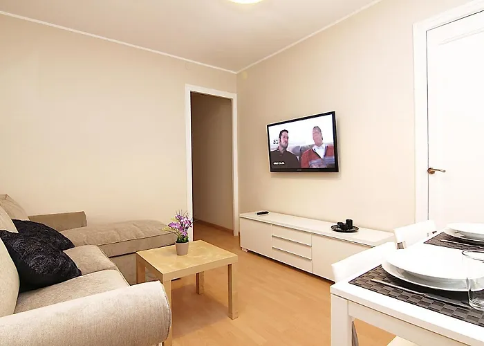 Munne - Spacious Next To Fc *