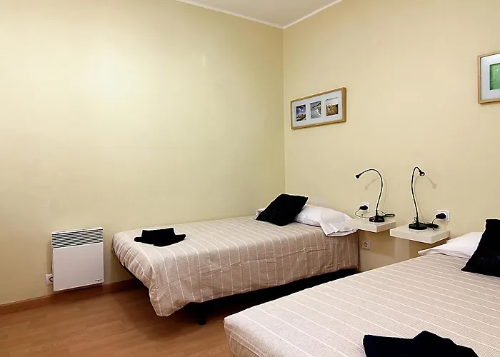 Munne - Spacious Next To Fc Apartamento