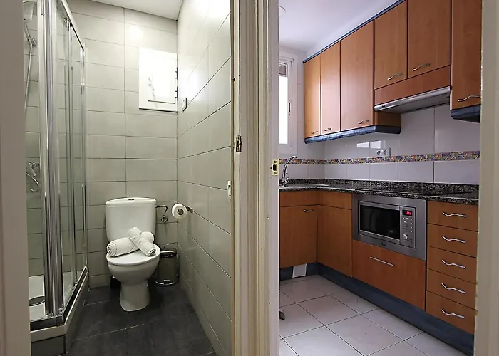 Munne - Spacious Next To Fc